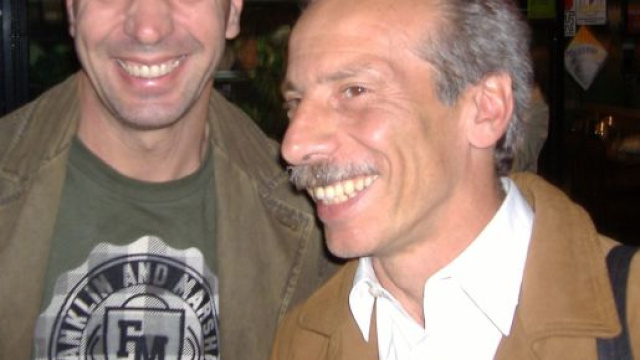 Nella foto Aldo e Giovanni del trio comico Aldo, Giovanni e Giacomo.