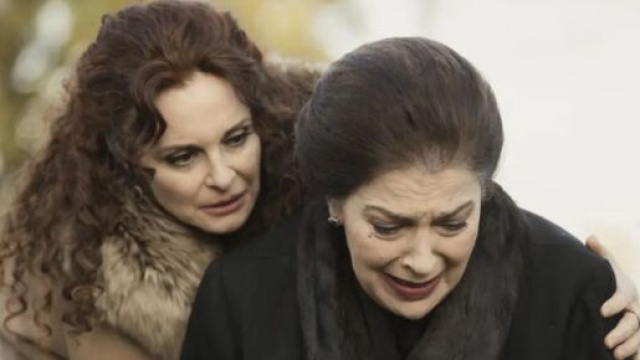 Il Segreto, trame Spagna: Isabel uccide Eulalia, Francisca &egrave; in ansia per l'Ulloa.