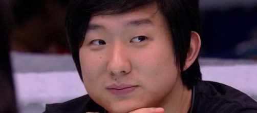 Brother ver o filho pela primeira vez. (Reprodu&ccedil;&atilde;o TV Globo)