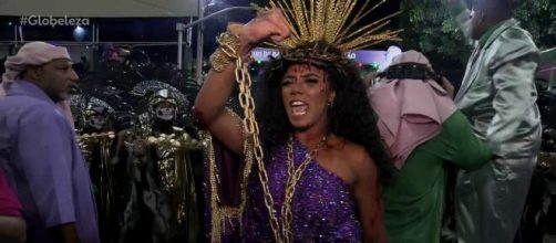 Evelyn Bastos interpretou a face de Jesus como mulher no carnaval, intrigando muitas pessoas. (Reprodu&ccedil;&atilde;o/TV Globo)
