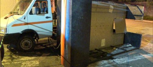 Ve&iacute;culo foi apreendido. (Reprodu&ccedil;&atilde;o/TV Globo)