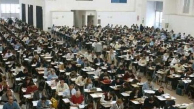 Concorso per 32 Segretari di Legazione.