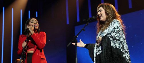 Estrella Morente y Nia durante la pol&eacute;mica actuaci&oacute;n. RTVE