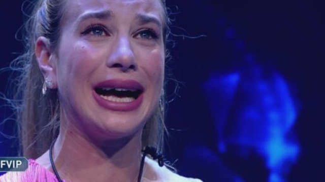 Gf Vip, riassunto 14esima puntata: Clizia Incorvaia squalificata dal reality di Mediaset