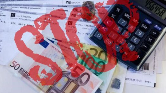 Bollette luce, Arera: stop alla sospensione per morosit&agrave; delle forniture fino al 3 aprile