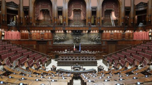 Coronavirus e referendum sul taglio dei parlamentari.