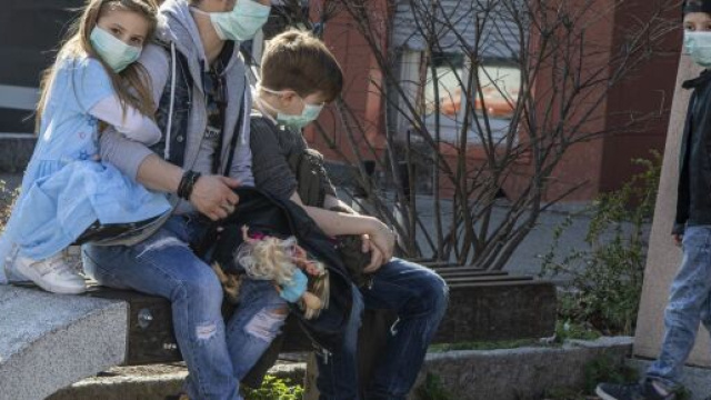 Positivi ai test sul coronavirus anche 4 bambini.