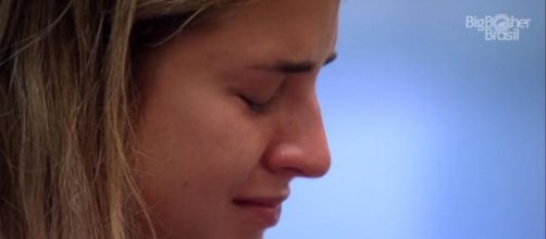 Gabi chora novamente por conta de DR no 'BBB20'. (Reprodu&ccedil;&atilde;o/TV Globo)