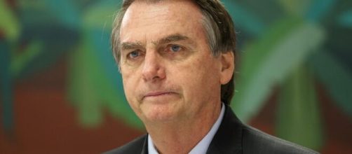 Bolsonaro usou fake news para explicar cr&iacute;ticas da jornanalista Vera Magalh&atilde;es. (Arquivo Blasting News)