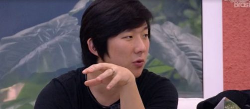 Pyong fala com Manu sobre filho. ( Reprodu&ccedil;&atilde;o/TV Globo )