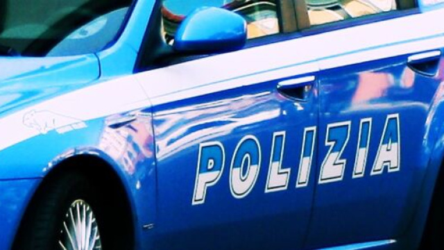 I giovanissimi sono stati denunciati dalla Polizia.