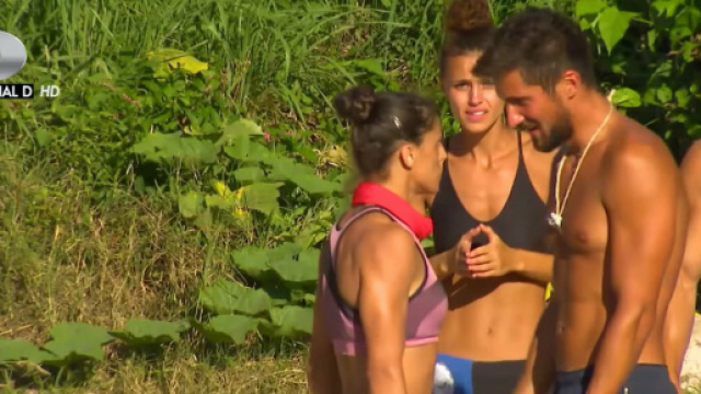 Koh Lanta : elle casse le nez d'un autre candidat d'un coup de t&ecirc;te