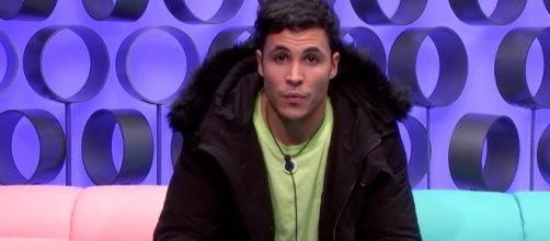 Kiko se derrumba tras su acercamiento a Estela.