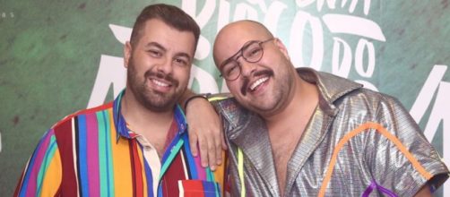 Tiago Abravanel e seu marido se beijaram em palco. (Arquivo Blasting News)