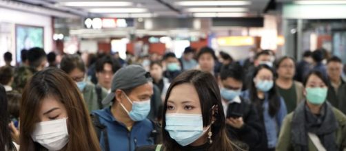 Beb&ecirc; &eacute; a pessoa mais jovem a ser infectada pelo coronav&iacute;rus. (Arquivo Blasting News)