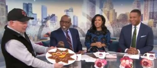 'Today' treats Al Roker to bacon and Jenna Bush Hager adds personal touches with Oprah. [Image Source: 3rdHourTODAY/Twitter]