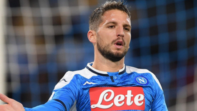Inter in pole position per Mertens.