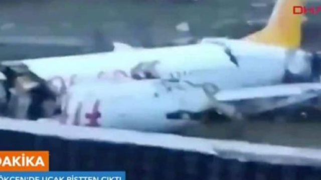 Turchia, Istanbul: incidente aereo: velivolo si spezza in tre e prende fuoco.