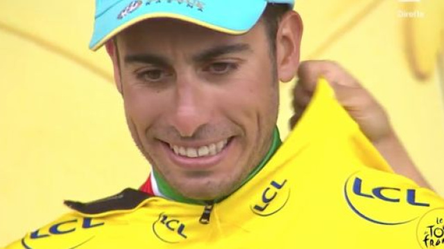 Fabio Aru in maglia gialla al Tour 2017