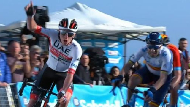 La vittoria di Pogacar nella seconda tappa della Volta Valenciana.