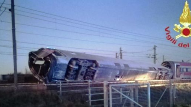 Treno deraglia in provincia di Lodi.