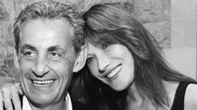 Carla Bruni et Nicolas Sarkozy f&ecirc;tent leur douze ans de mariage. Credit: Instagram/carlabruniofficial