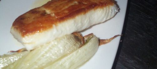 Halibut with beurre blanc [Source: stu_spivach - Flickr]