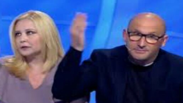 C'&egrave; Posta per Te, i genitori di Dafne si rifiutano d'incontrare la figlia.