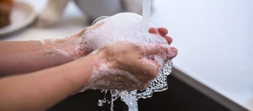 El lavado de manos con agua y jab&oacute;n, efectivo contra el coronavirus. (Foto de Piqsels)