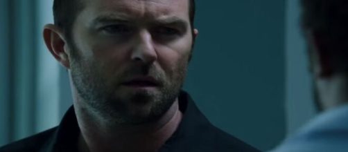 Principal ator da s&eacute;rie 'Ponto Cego'. (Reprodu&ccedil;&atilde;o/Youtube)