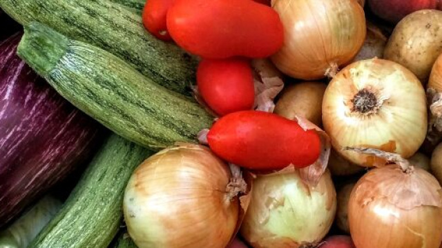 L'organizzazione degli agricoltori della Coldiretti ha rilevato un aumento degli acquisti di ortofrutta.