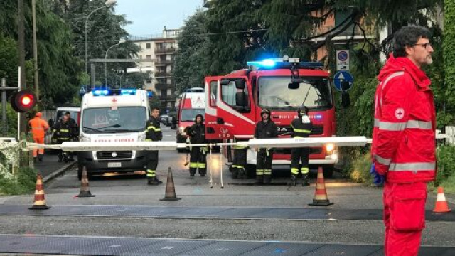 Calabria, muore travolto da un treno.
