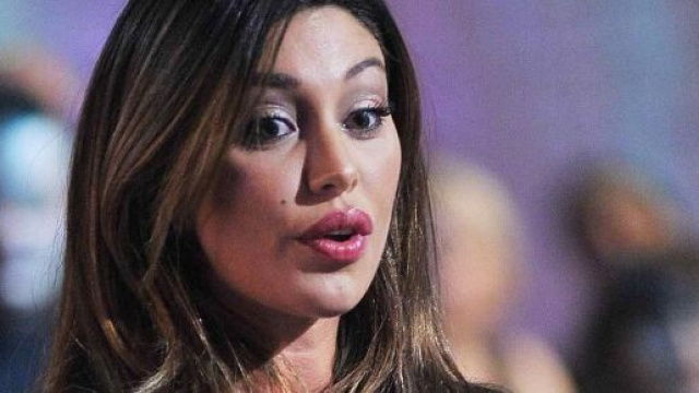 Belen ci &egrave; cascata: ha creduto a una bufala sulla vitamina C che guarirebbe il Coronavirus e un esperto l'ha messa alla gogna.