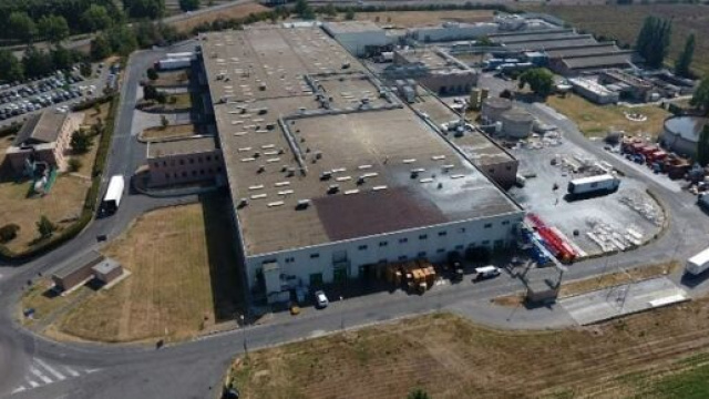 Modena, operario rimane vittima di un incidente alla Opas