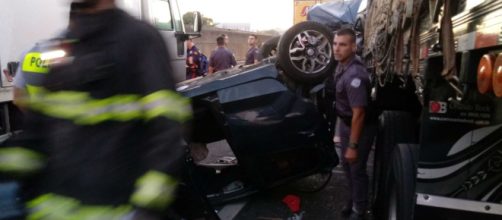 V&aacute;rios ve&iacute;culos se envolveram na batida. (Arquivo Pessoal)