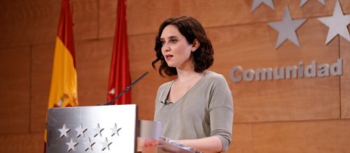 Isabel D&iacute;az Ayuso, positivo en el test de COVID-19