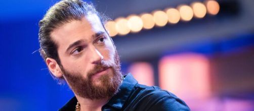 Can Yaman env&iacute;a un sentido mensaje a sus seguidores en Espa&ntilde;a e Italia