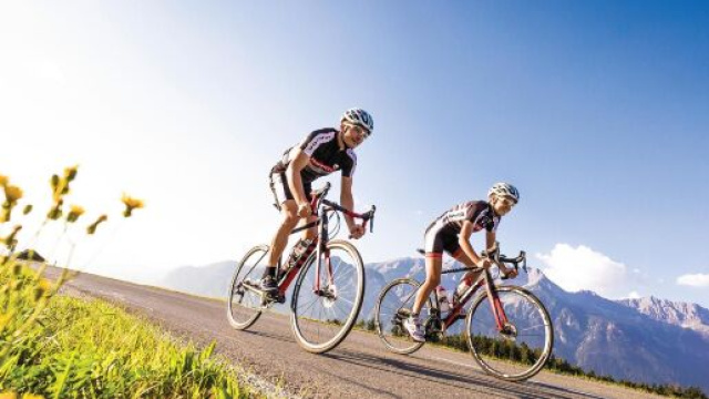 Il governo precisa che non si pu&ograve; girare in bici per diletto