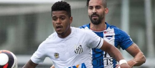 Paci&ecirc;ncia do Santos com o jogador parece que acabou. (Arquivo Blasting News).
