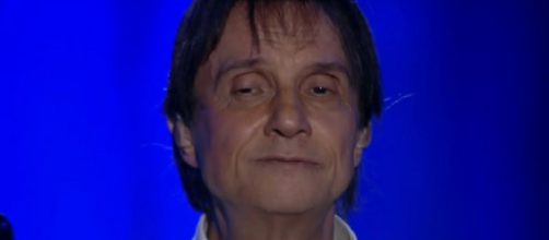 Roberto Carlos adia shows por causa do coronav&iacute;rus. (Reprodu&ccedil;&atilde;o/YouTube)