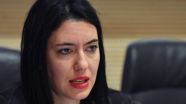 Azzolina parla della proroga della chiusura delle scuole