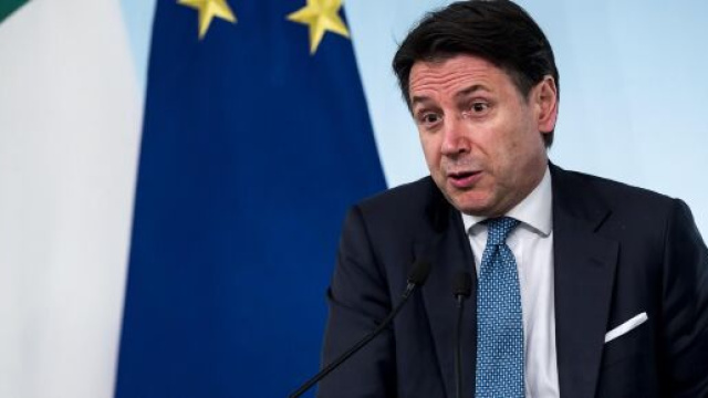 Coronavirus, Conte annuncia la proroga del blocco totale: 'Ha permesso di non far collassare il nostro sistema'