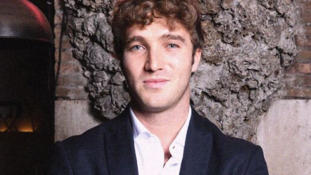 GF Vip, Paolo punge la Elia: 'Non ho potuto mandare il bacio a Clizia'.