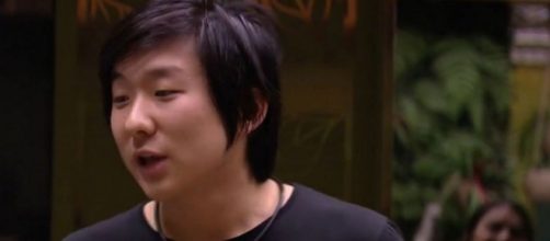 Na berlinda, Pyong Lee declara guerra a Victor Hugo em conversa ap&oacute;s a forma&ccedil;&atilde;o do sexto pared&atilde;o do 'BBB20'. (Reprodu&ccedil;&atilde;o/TV Globo)