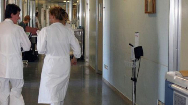 Putignano, medico aggredito al pronto soccorso da una donna