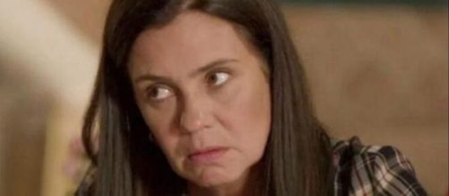 Atitudes question&aacute;veis de Thelma marcam 'Amor de M&atilde;e'. (Reprodu&ccedil;&atilde;o/TV Globo)