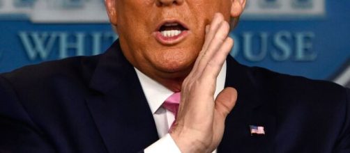 Donald Trump poco prudente al referir Covid-19 como "el virus chino"