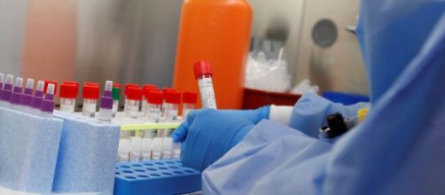 Hidroxicloroquina indica que pode ser eficaz no combate ao v&iacute;rus, apontam pesquisas. ( Arquivo Blasting News )