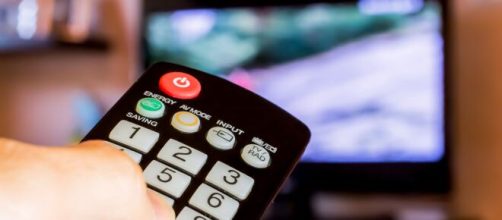 Popula&ccedil;&atilde;o poder&aacute; ter acesso gr&aacute;tis tempor&aacute;rio a TV a cabo e internet durante pandemia do Coronav&iacute;rus. (Arquivo Blasting News).