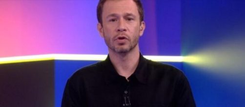 Tiago Leifert detalhou a semana no programa nesta quinta-feira (19). (Reprodu&ccedil;&atilde;o/TV Globo)